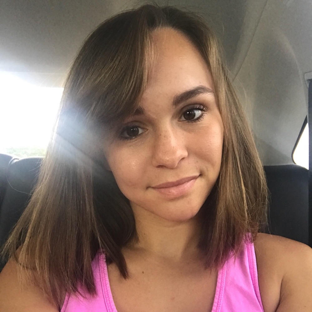Meet your Posher, Rebekah